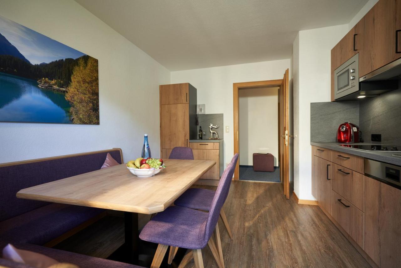 Landhaus Strolz 장크트안톤암아를베르크 외부 사진